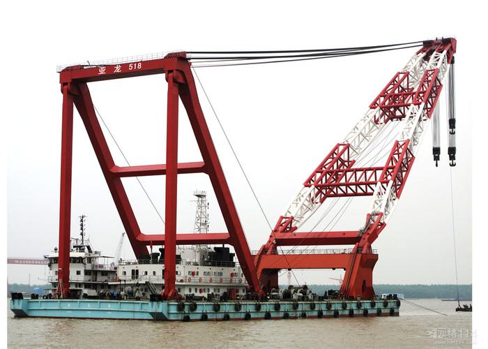 青岛港300-3600吨起重船/浮吊船出租作业 船舶租赁全解析
